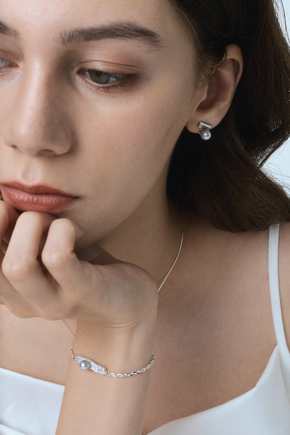 Akoya Silver Bar Geometirc Bracelet