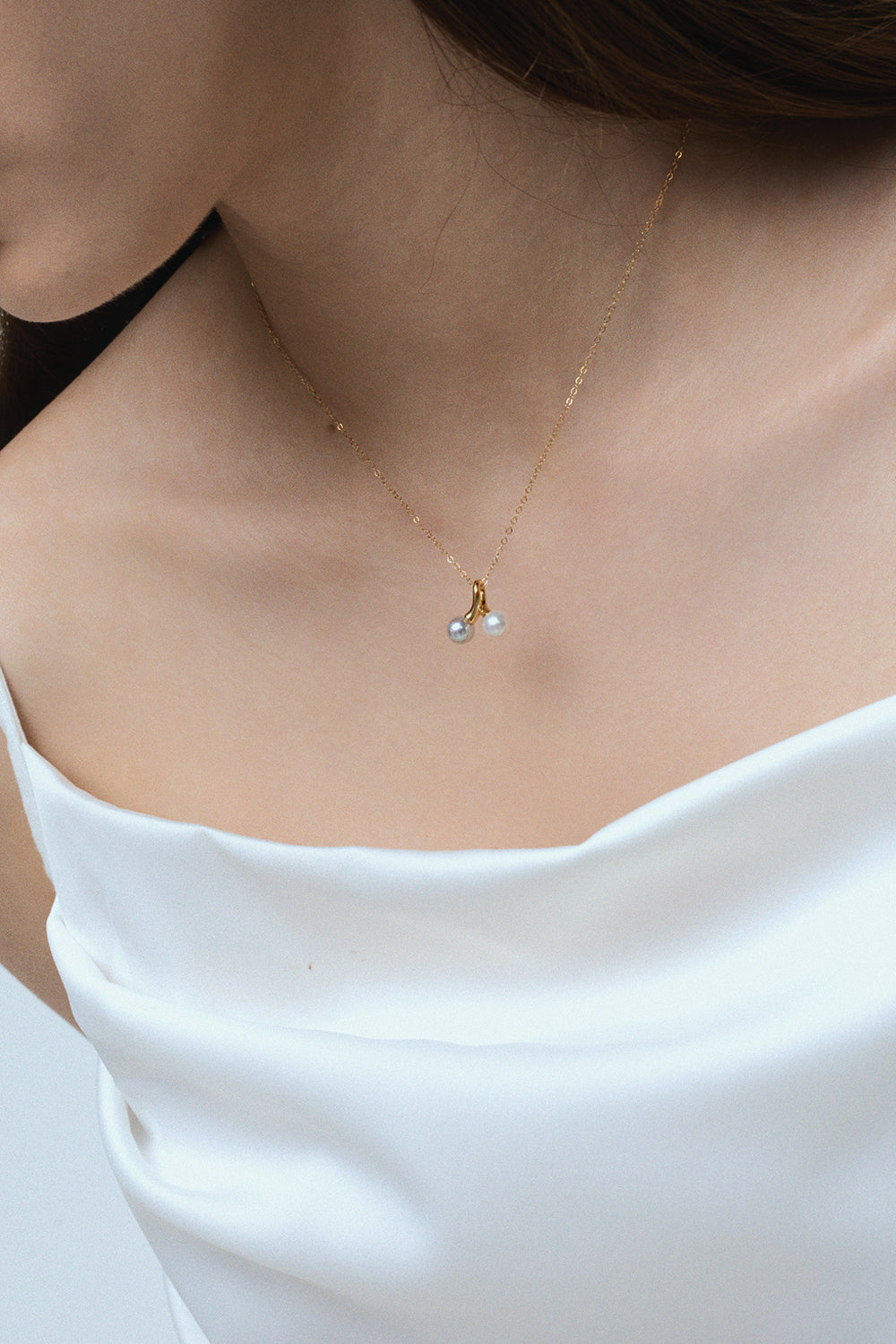 Synergy Two Tone Pearl Necklace