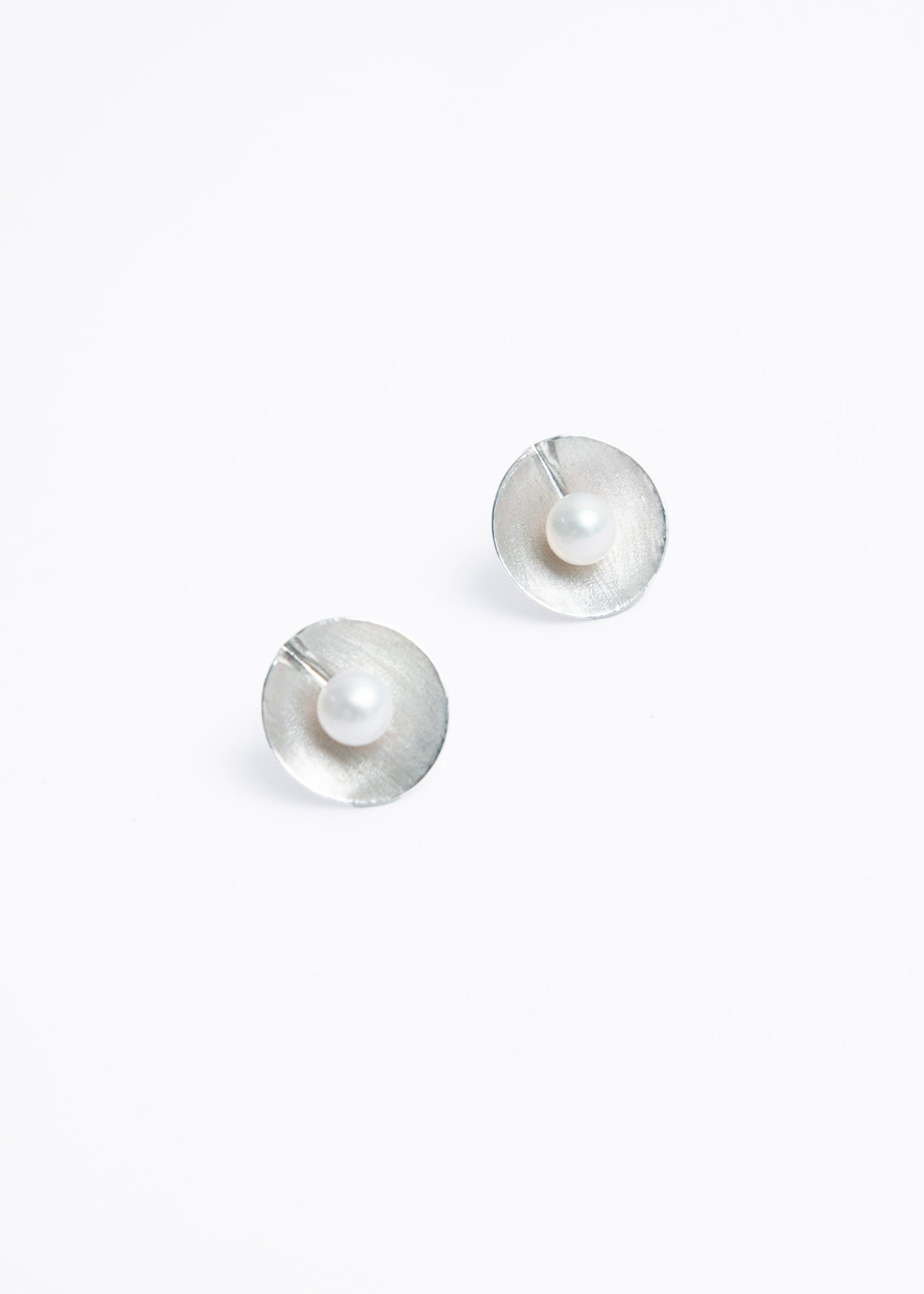 Freshwater Pearl Shell Earrings